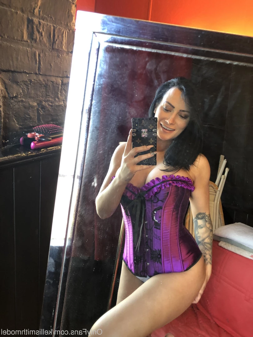 kelliSmith [ kellismithmodel ] Onlyfans leaked photo 7280897 on Hotleaks.tv