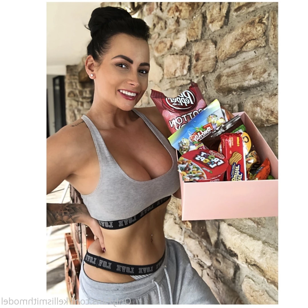 kelliSmith [ kellismithmodel ] Onlyfans leaked photo 7287657 on Hotleaks.tv