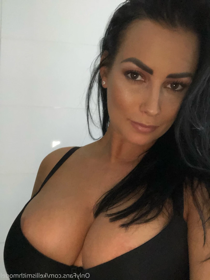 kelliSmith [ kellismithmodel ] Onlyfans leaked photo 7291929 on Hotleaks.tv