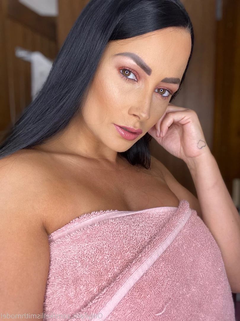 kelliSmith [ kellismithmodel ] Onlyfans leaked photo 7292220 on Hotleaks.tv