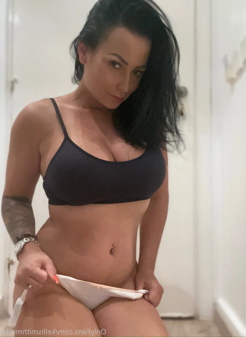 kelliSmith [ kellismithmodel ] Onlyfans leaked photo 7292533 on Hotleaks.tv