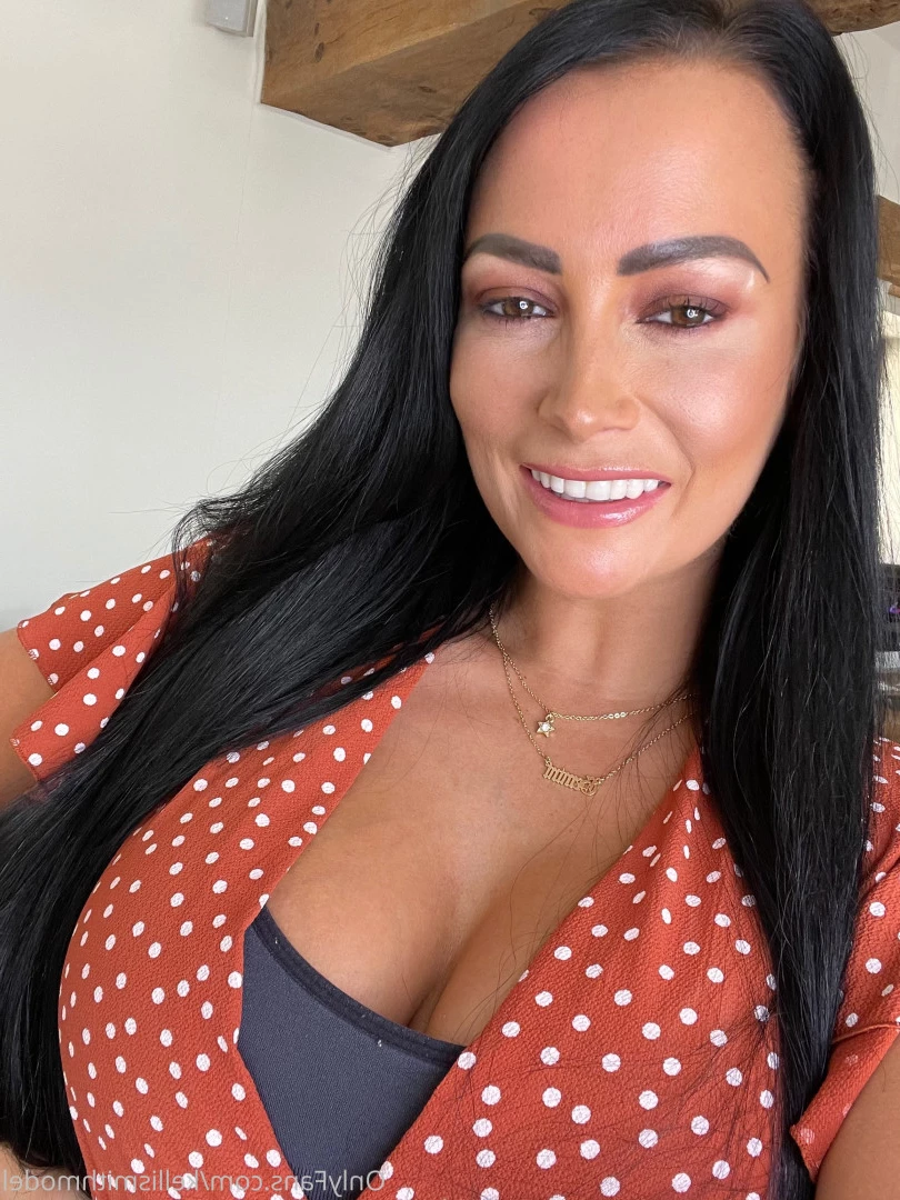 kelliSmith [ kellismithmodel ] Onlyfans leaked photo 7292552 on Hotleaks.tv