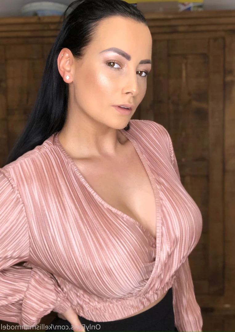 kelliSmith [ kellismithmodel ] Onlyfans leaked photo 7293737 on Hotleaks.tv