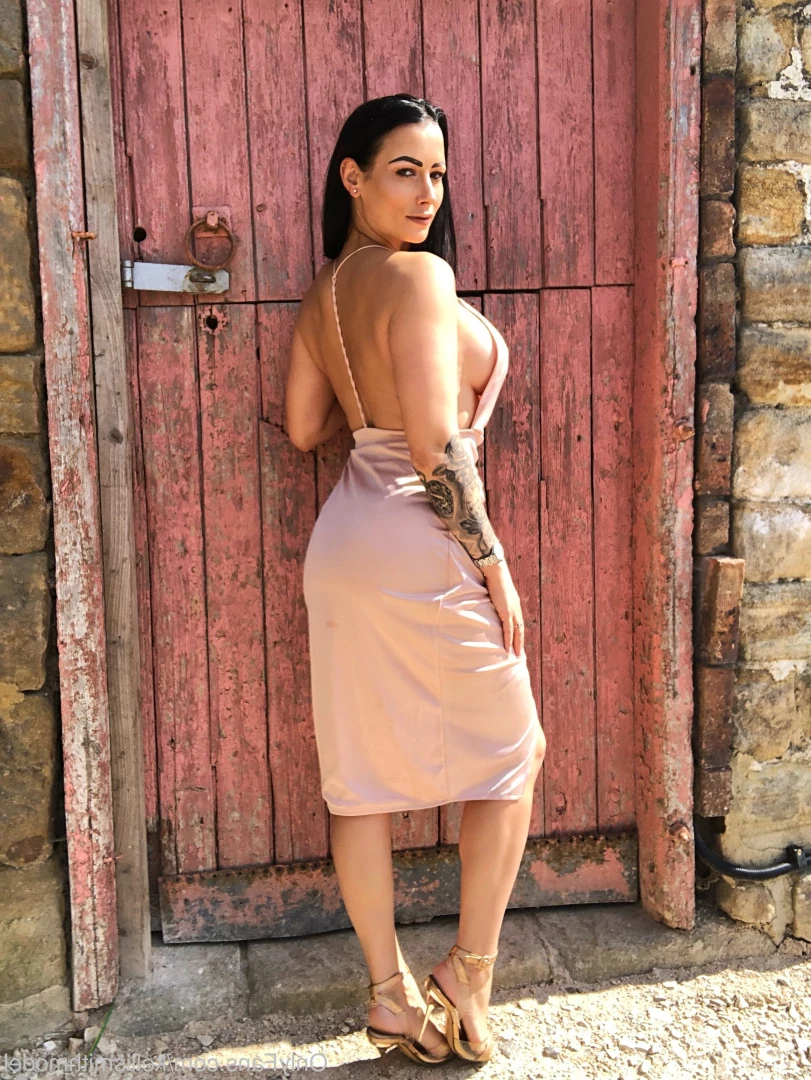 kelliSmith [ kellismithmodel ] Onlyfans leaked photo 7294779 on Hotleaks.tv
