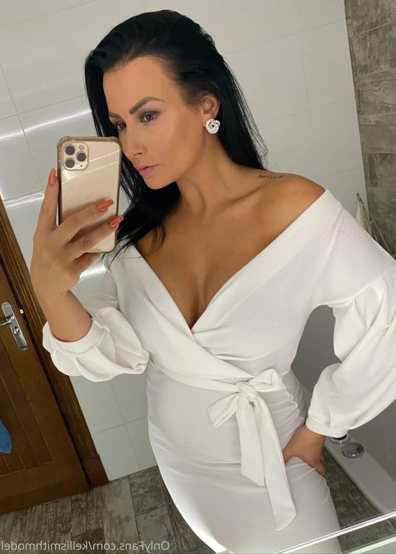 kelliSmith [ kellismithmodel ] Onlyfans leaked photo 7295040 on Hotleaks.tv