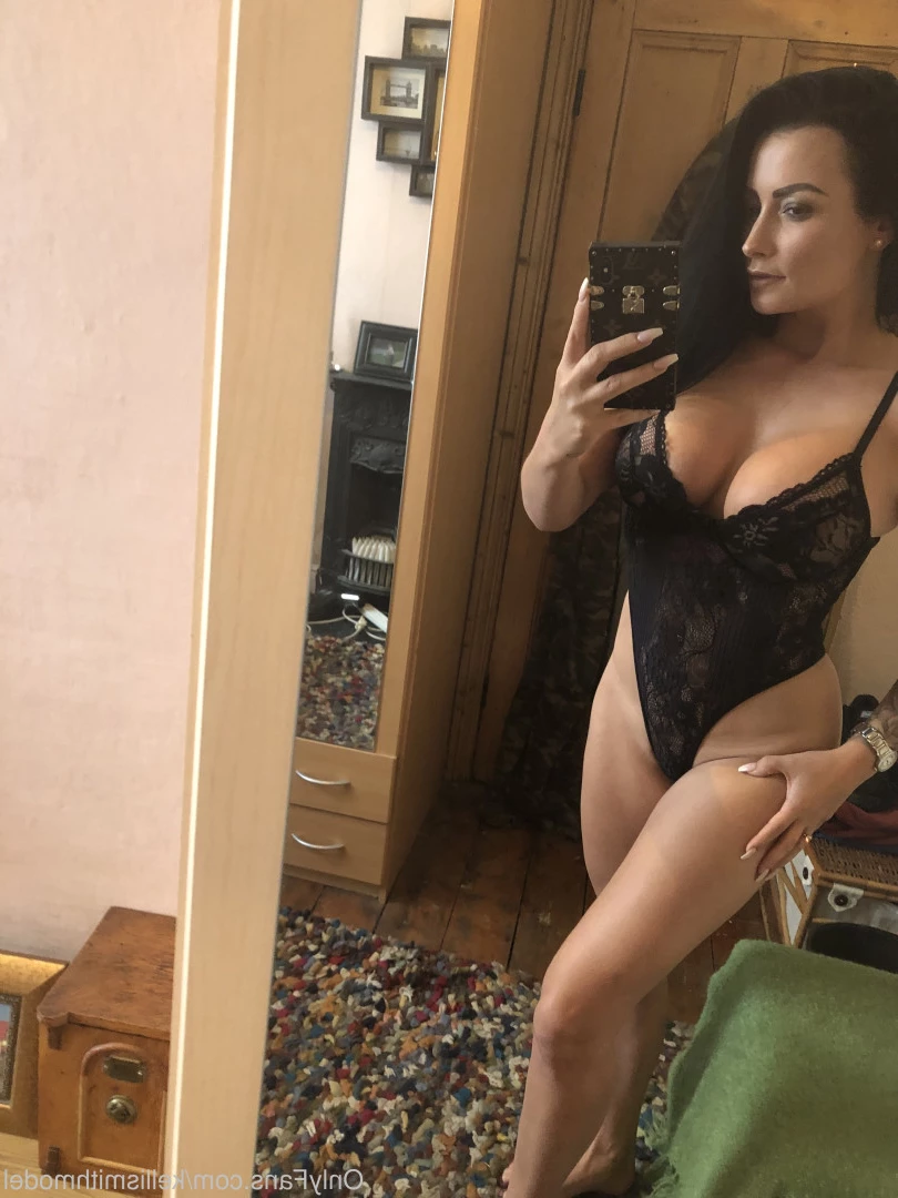 kelliSmith [ kellismithmodel ] Onlyfans leaked photo 7295690 on Hotleaks.tv