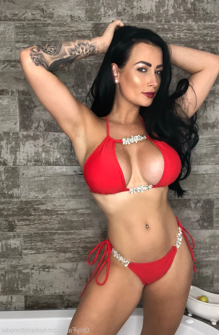 kelliSmith [ kellismithmodel ] Onlyfans leaked photo 7296872 on Hotleaks.tv