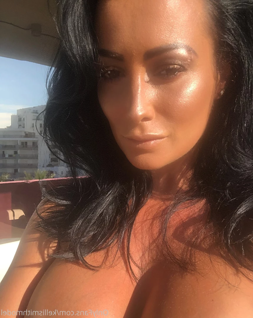 kelliSmith [ kellismithmodel ] Onlyfans leaked photo 7297214 on Hotleaks.tv