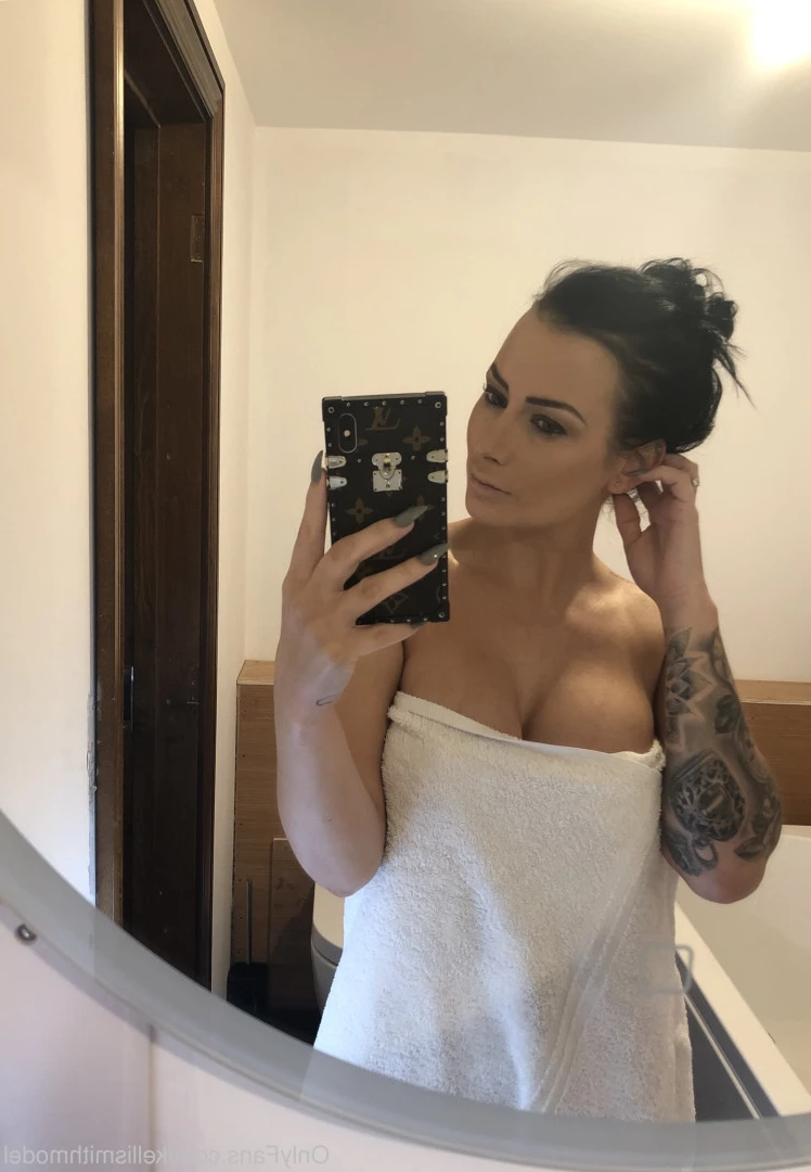kelliSmith [ kellismithmodel ] Onlyfans leaked photo 7297935 on Hotleaks.tv
