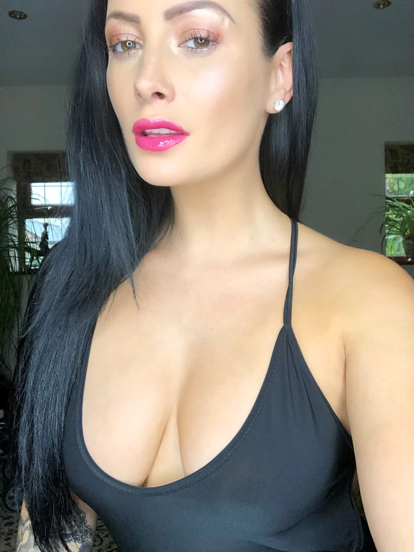 kelliSmith [ kellismithmodel ] Onlyfans leaked photo 7301644 on Hotleaks.tv