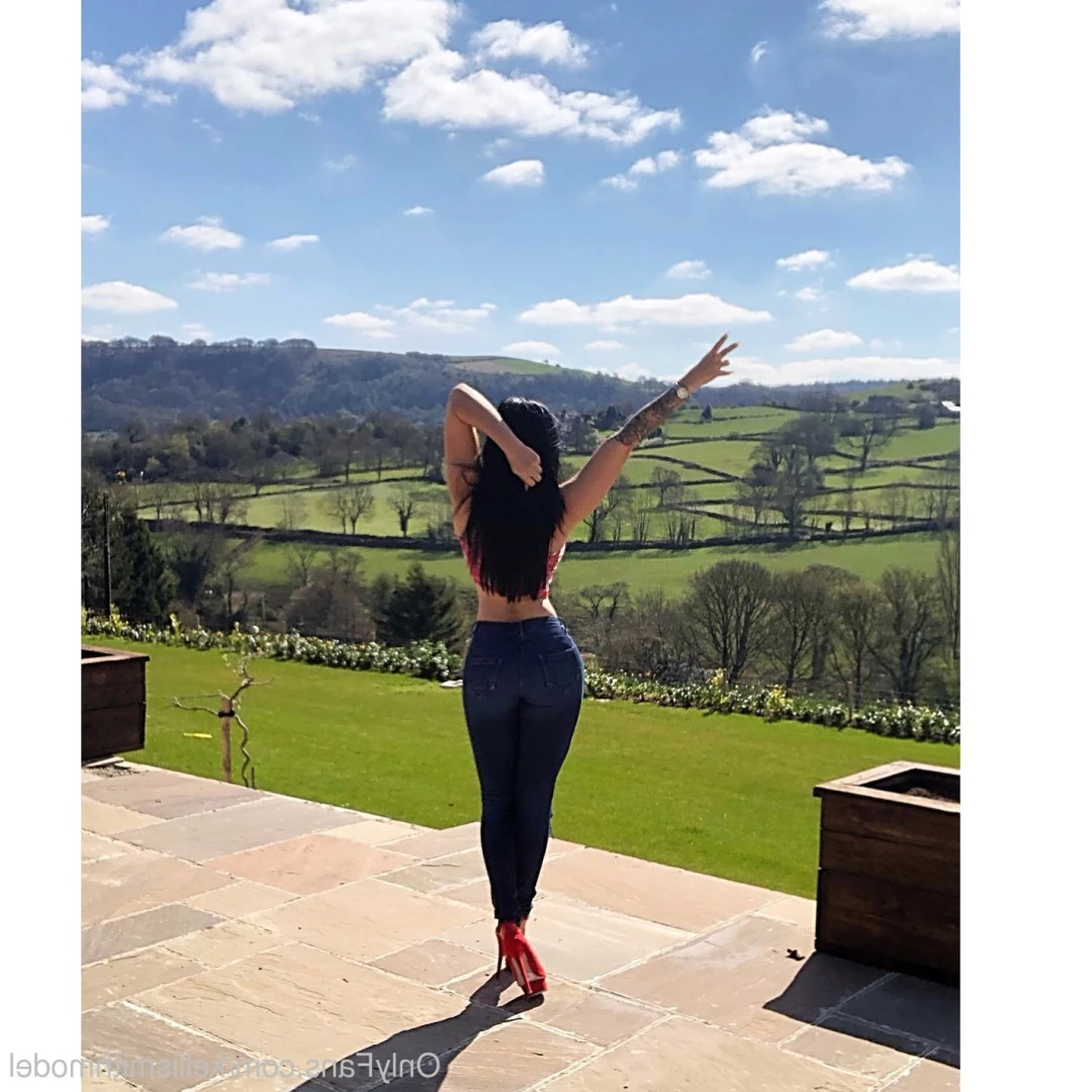 kelliSmith [ kellismithmodel ] Onlyfans leaked photo 7302217 on Hotleaks.tv