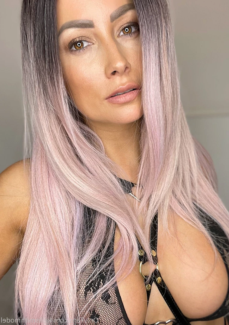 kelliSmith [ kellismithmodel ] Onlyfans leaked photo 7302921 on Hotleaks.tv