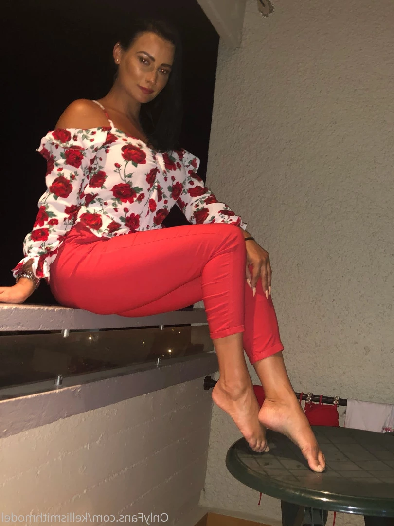 kelliSmith [ kellismithmodel ] Onlyfans leaked photo 7303888 on Hotleaks.tv