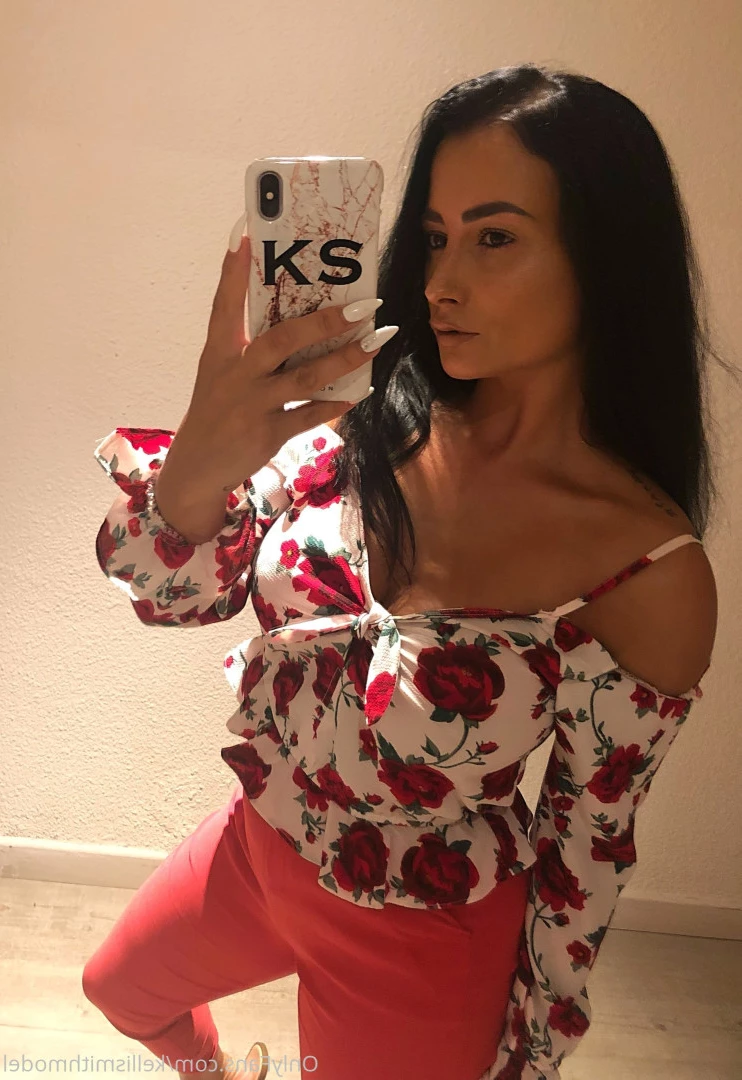 kelliSmith [ kellismithmodel ] Onlyfans leaked photo 7304708 on Hotleaks.tv