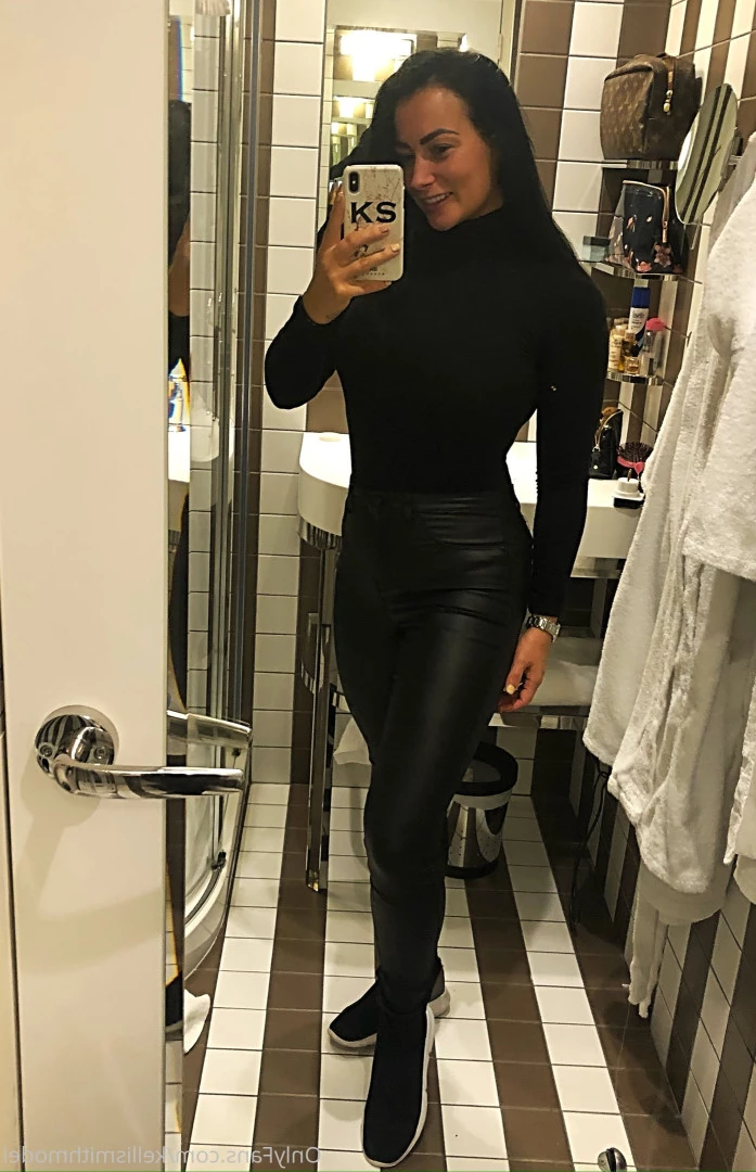 kelliSmith [ kellismithmodel ] Onlyfans leaked photo 7304716 on Hotleaks.tv