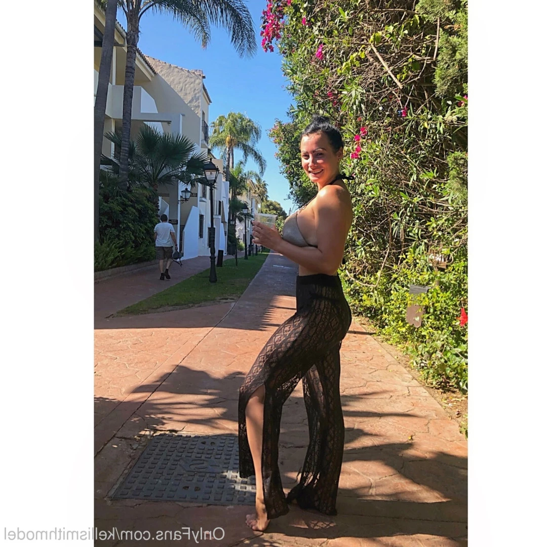 kelliSmith [ kellismithmodel ] Onlyfans leaked photo 7305046 on Hotleaks.tv