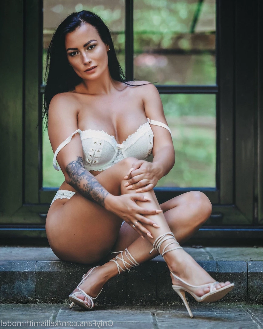 kelliSmith [ kellismithmodel ] Onlyfans leaked photo 7309235 on Hotleaks.tv