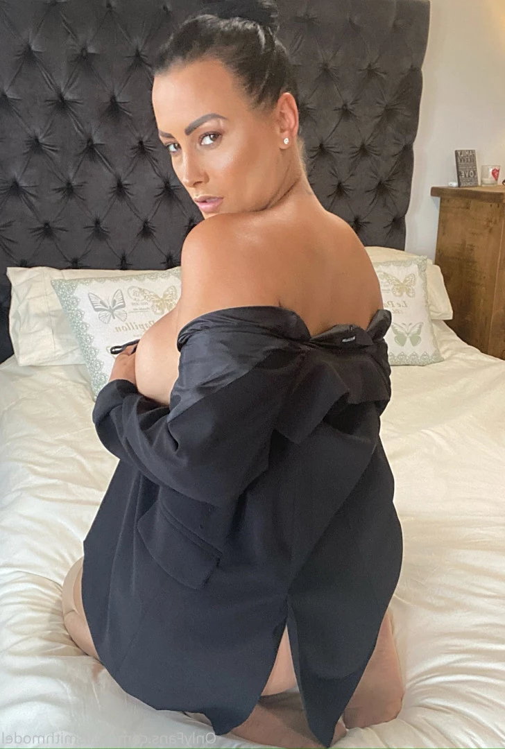 kelliSmith [ kellismithmodel ] Onlyfans leaked photo 7309753 on Hotleaks.tv