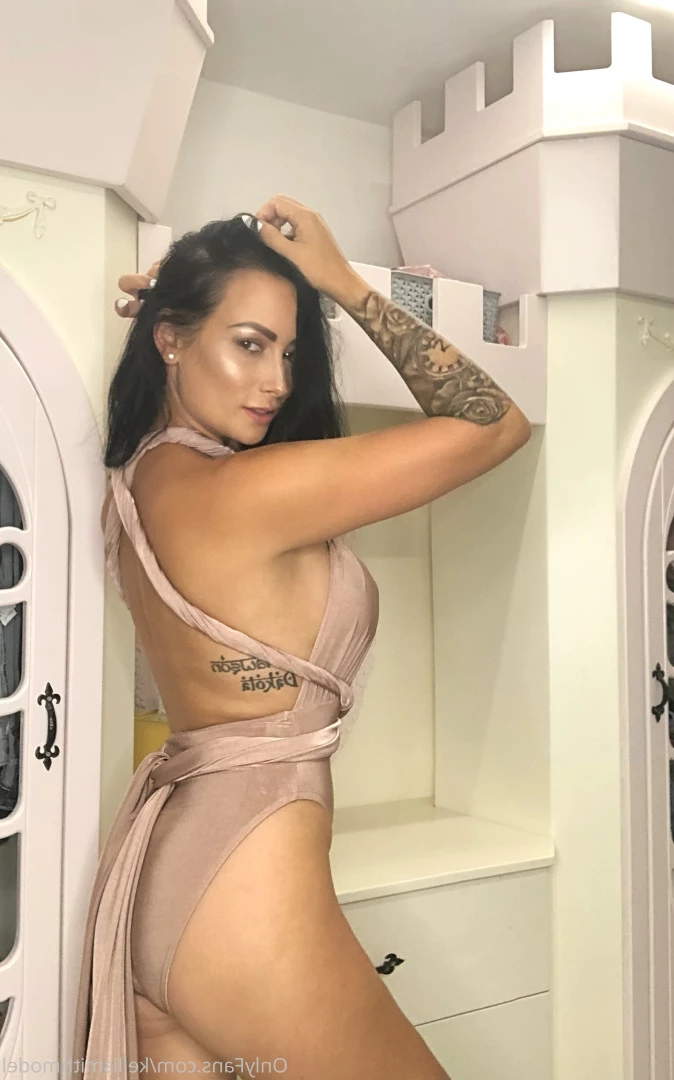 kelliSmith [ kellismithmodel ] Onlyfans leaked photo 7309799 on Hotleaks.tv