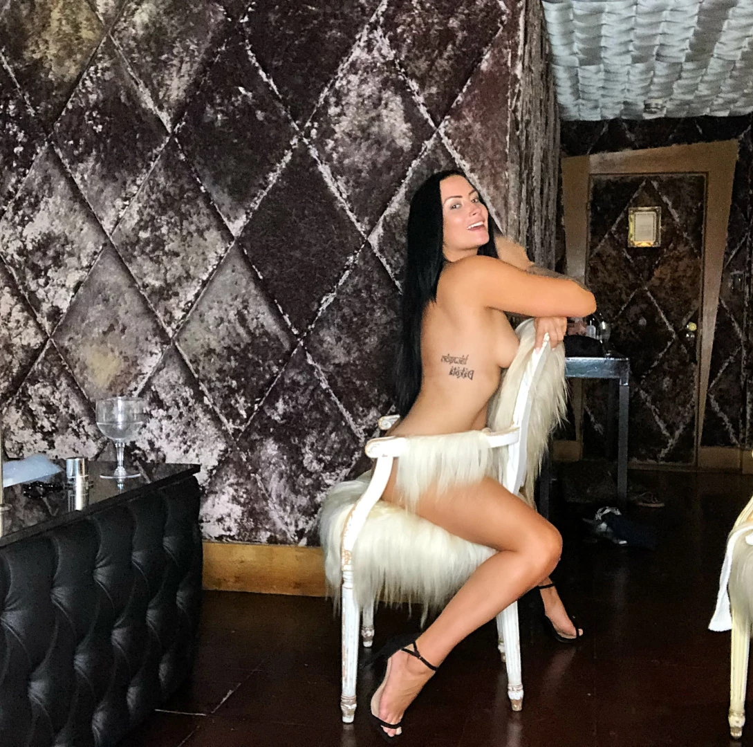 kelliSmith [ kellismithmodel ] Onlyfans leaked photo 7312106 on Hotleaks.tv