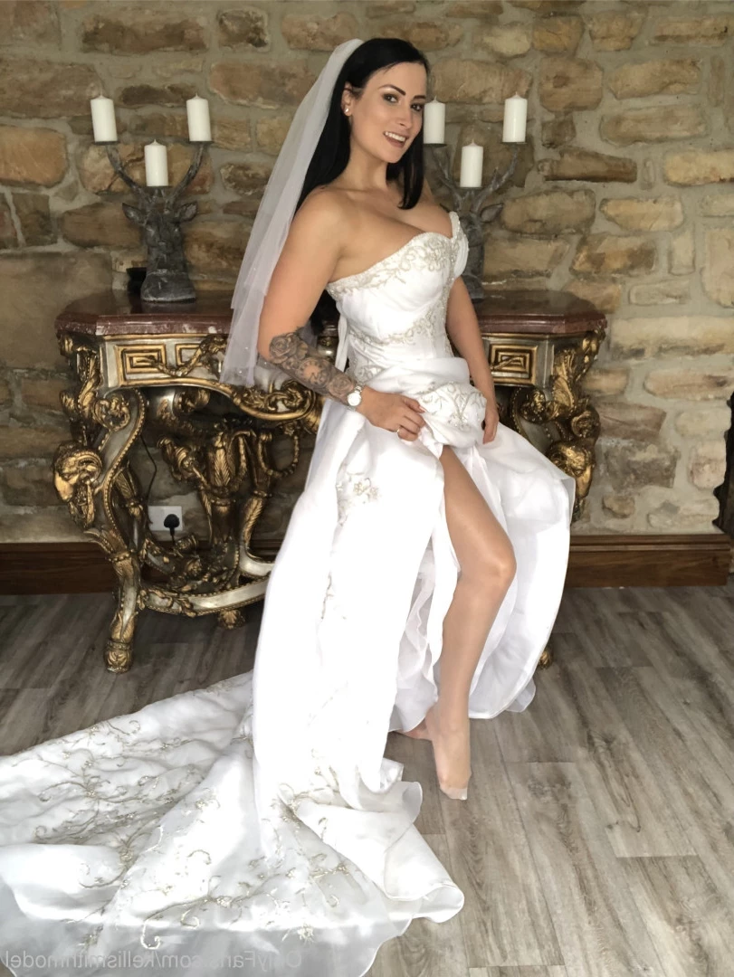 kelliSmith [ kellismithmodel ] Onlyfans leaked photo 7313075 on Hotleaks.tv