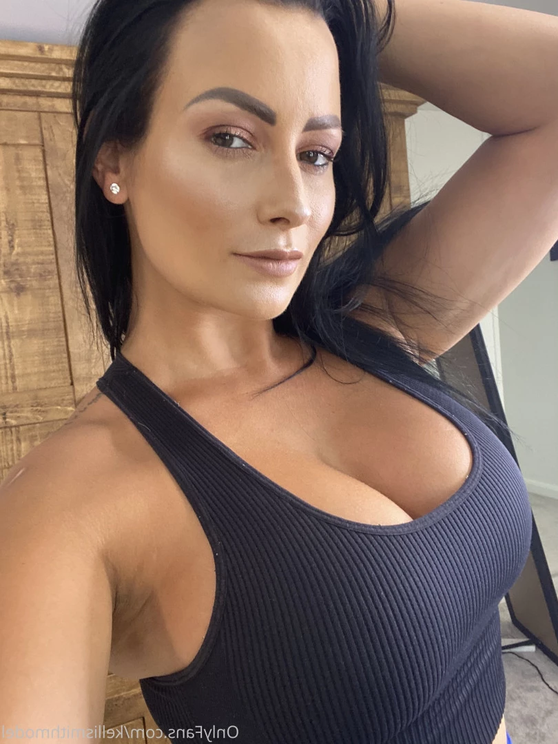 kelliSmith [ kellismithmodel ] Onlyfans leaked photo 7314728 on Hotleaks.tv
