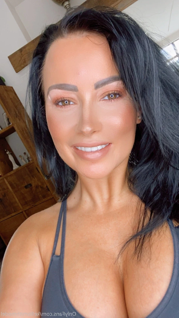 kelliSmith [ kellismithmodel ] Onlyfans leaked photo 7315822 on Hotleaks.tv