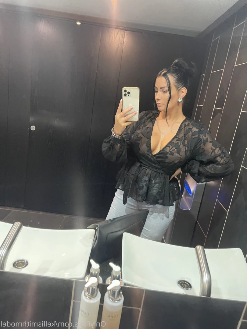 kelliSmith [ kellismithmodel ] Onlyfans leaked photo 7316481 on Hotleaks.tv