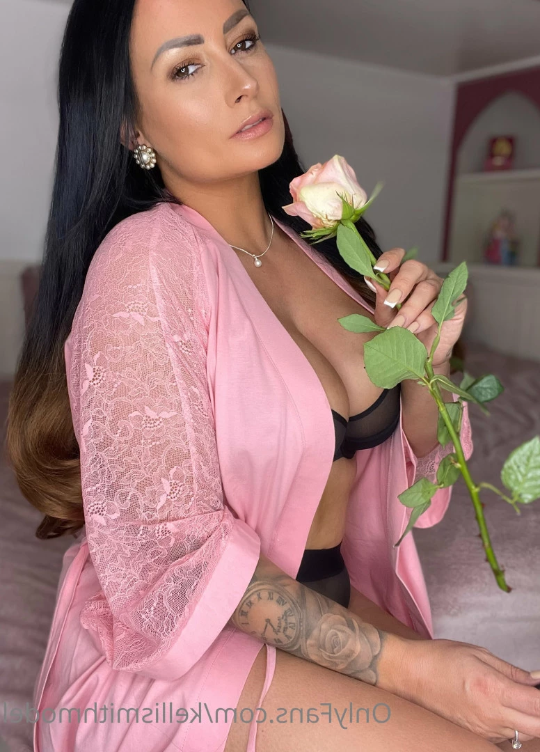 kelliSmith [ kellismithmodel ] Onlyfans leaked photo 7316976 on Hotleaks.tv