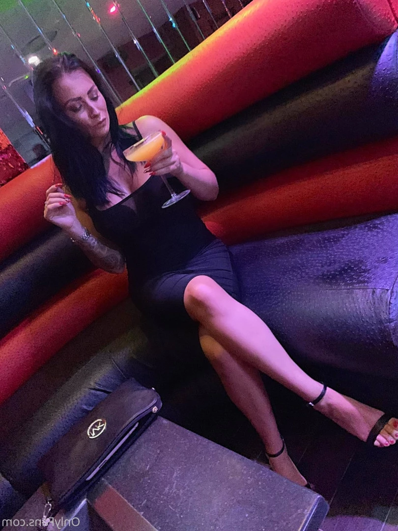 kelliSmith [ kellismithmodel ] Onlyfans leaked photo 7317485 on Hotleaks.tv