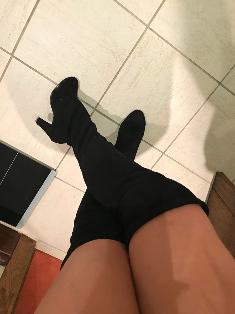 kelliSmith [ kellismithmodel ] Onlyfans leaked photo 7317548 on Hotleaks.tv