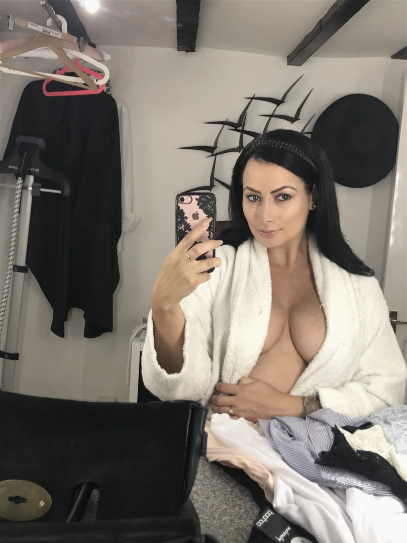 kelliSmith [ kellismithmodel ] Onlyfans leaked photo 7318284 on Hotleaks.tv