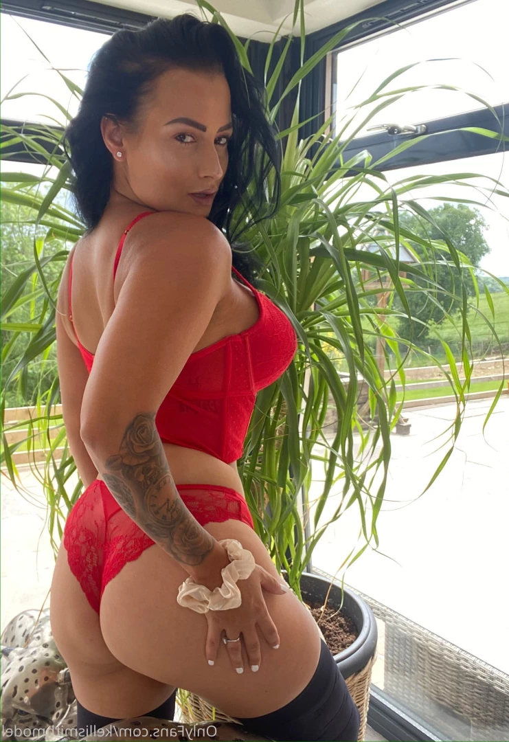 kelliSmith [ kellismithmodel ] Onlyfans leaked photo 7318616 on Hotleaks.tv