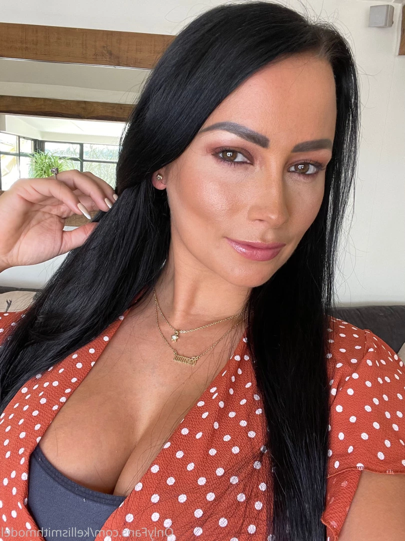 kelliSmith [ kellismithmodel ] Onlyfans leaked photo 7319324 on Hotleaks.tv