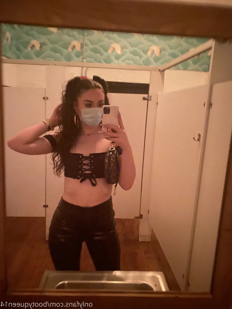 Kira [ kiiiraxo ] Onlyfans leaked photo 9298571 on Hotleaks.tv
