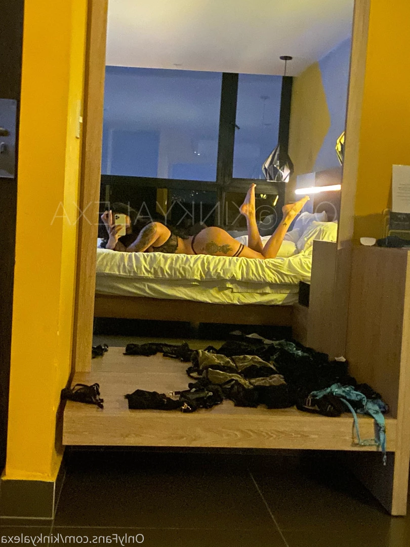 kinkyalexa Onlyfans leaked photo 7039368 on Hotleaks.tv