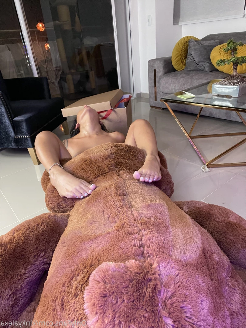 kinkyalexa Onlyfans leaked photo 7040354 on Hotleaks.tv
