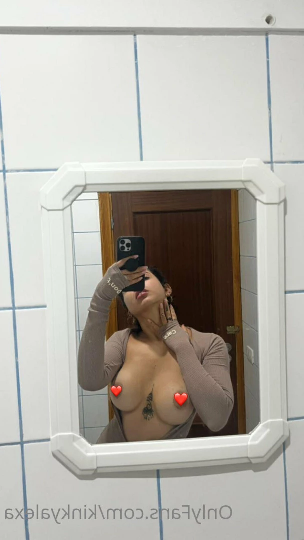 kinkyalexa Onlyfans leaked photo 7042443 on Hotleaks.tv