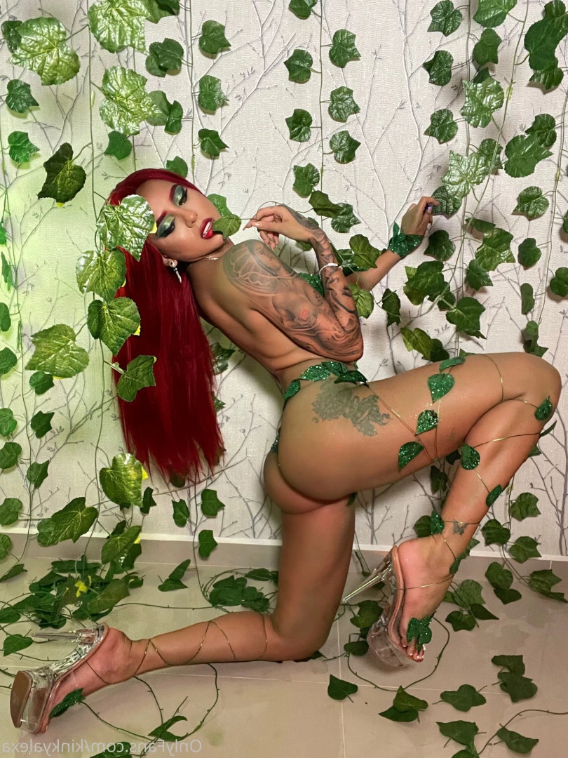 kinkyalexa Onlyfans leaked photo 7042742 on Hotleaks.tv