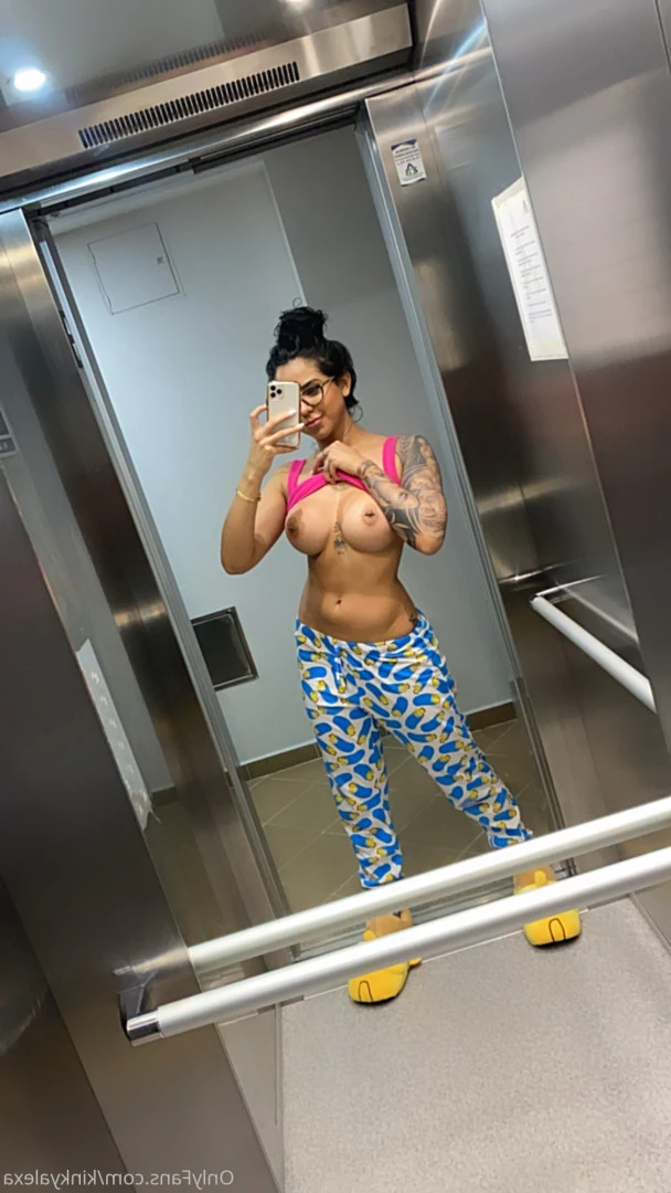 kinkyalexa Onlyfans leaked photo 7044229 on Hotleaks.tv