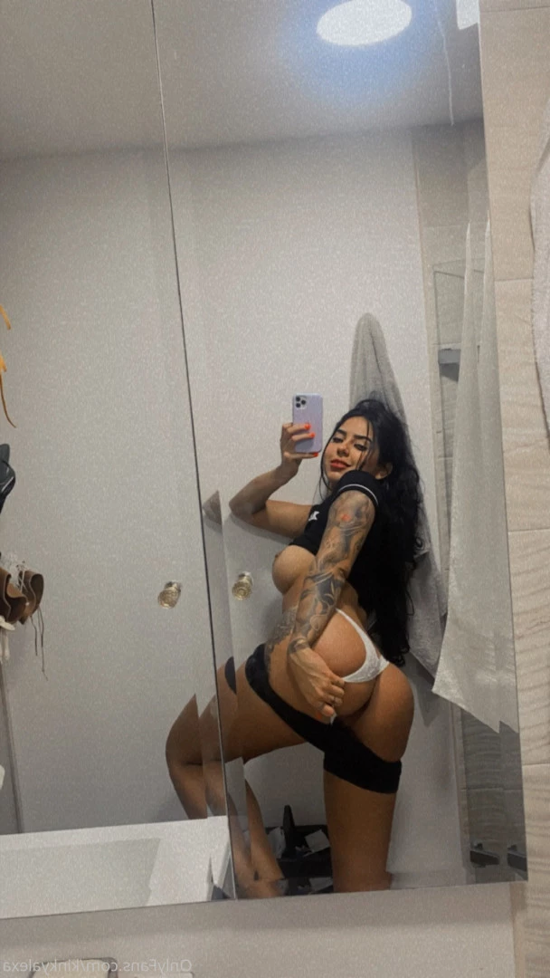 kinkyalexa Onlyfans leaked photo 7045058 on Hotleaks.tv