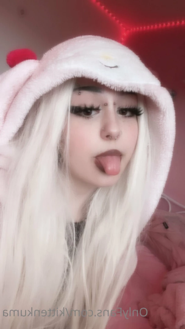 kat ♡ [ kittenkuma ] Onlyfans leaked photo 11057267 on Hotleaks.tv