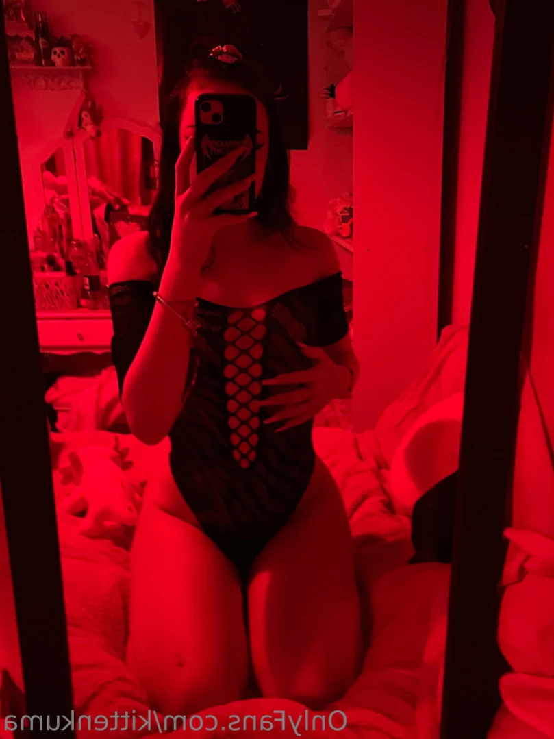 kat ♡ [ kittenkuma ] Onlyfans leaked photo 11057298 on Hotleaks.tv