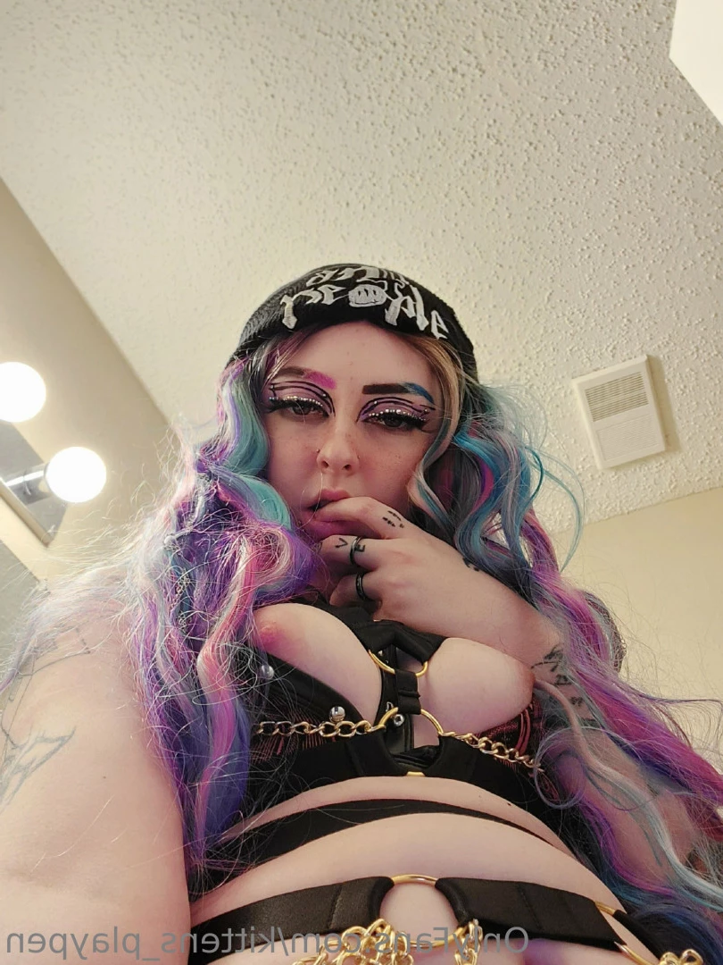 Kitten/Kat🐈🌸 [ kittens_playpen ] Onlyfans leaked photo 6876752 on Hotleaks.tv