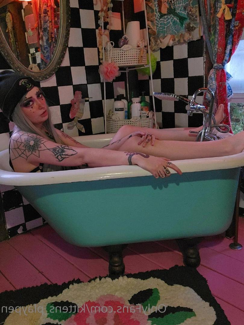 Kitten/Kat🐈🌸 [ kittens_playpen ] Onlyfans leaked photo 6877567 on Hotleaks.tv