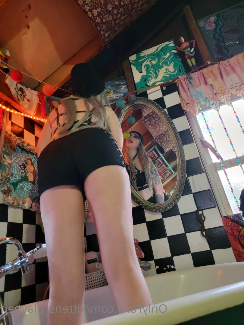 Kitten/Kat🐈🌸 [ kittens_playpen ] Onlyfans leaked photo 6879271 on Hotleaks.tv