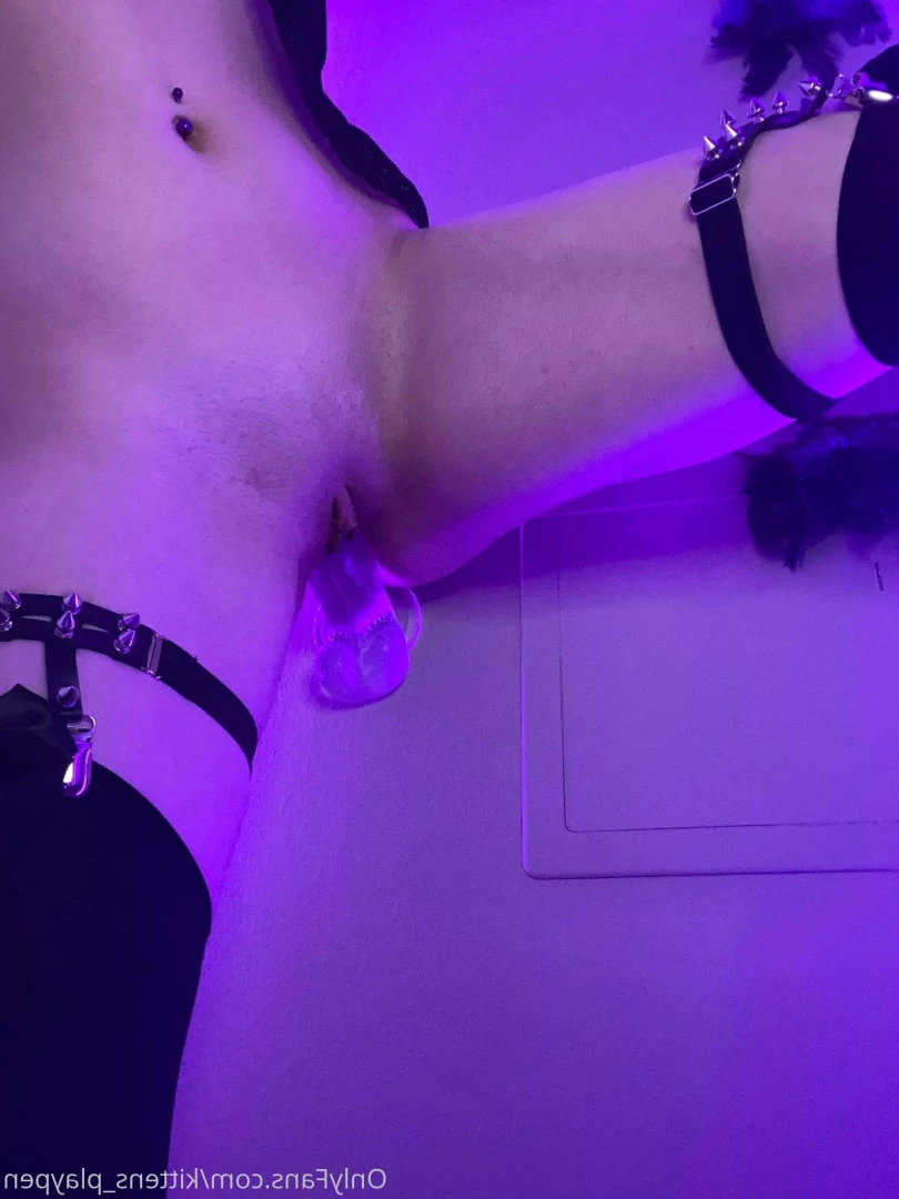 Kitten/Kat🐈🌸 [ kittens_playpen ] Onlyfans leaked photo 10476540 on Hotleaks.tv