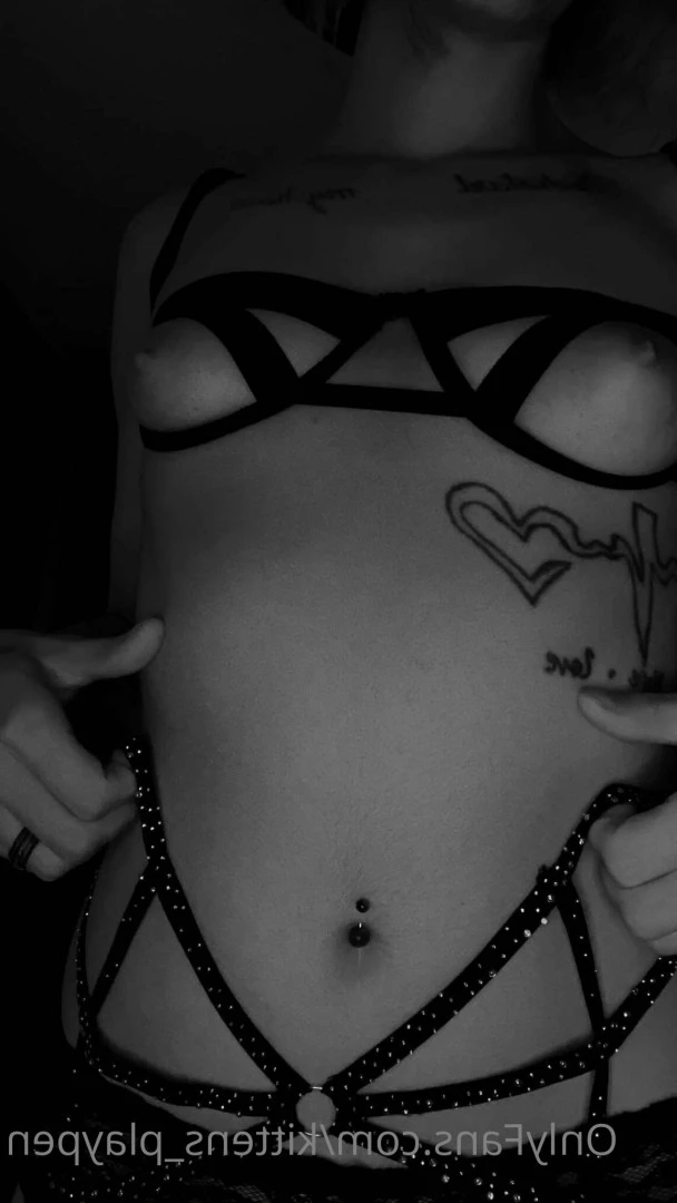 Kitten/Kat🐈🌸 [ kittens_playpen ] Onlyfans leaked photo 10501566 on Hotleaks.tv
