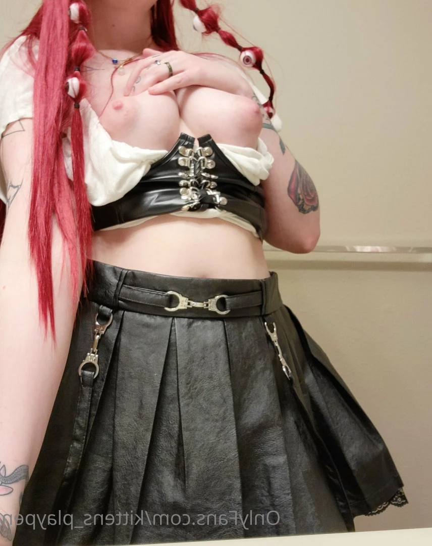 Kitten/Kat🐈🌸 [ kittens_playpen ] Onlyfans leaked photo 10508073 on Hotleaks.tv
