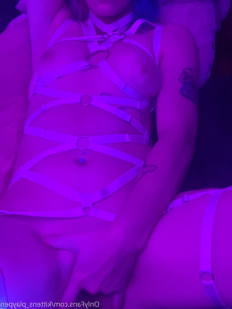 Kitten/Kat🐈🌸 [ kittens_playpen ] Onlyfans leaked photo 10510825 on Hotleaks.tv